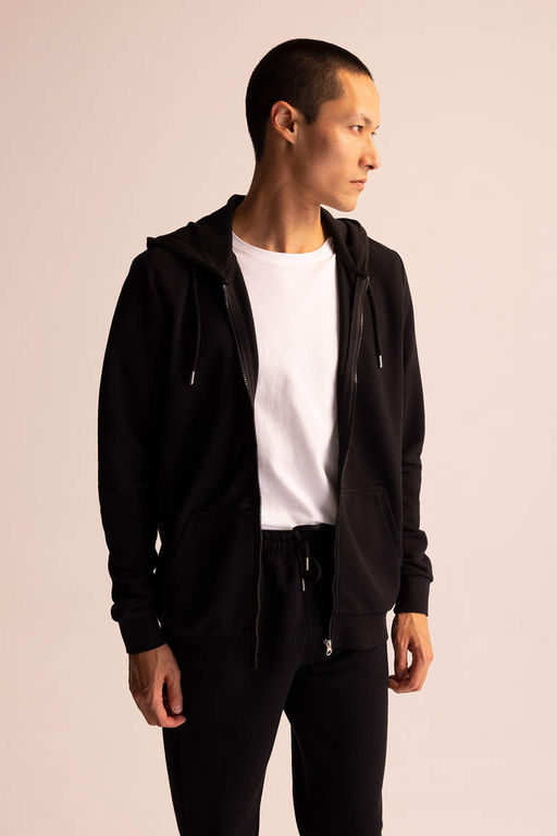 Толстовка на молнии стандартного кроя