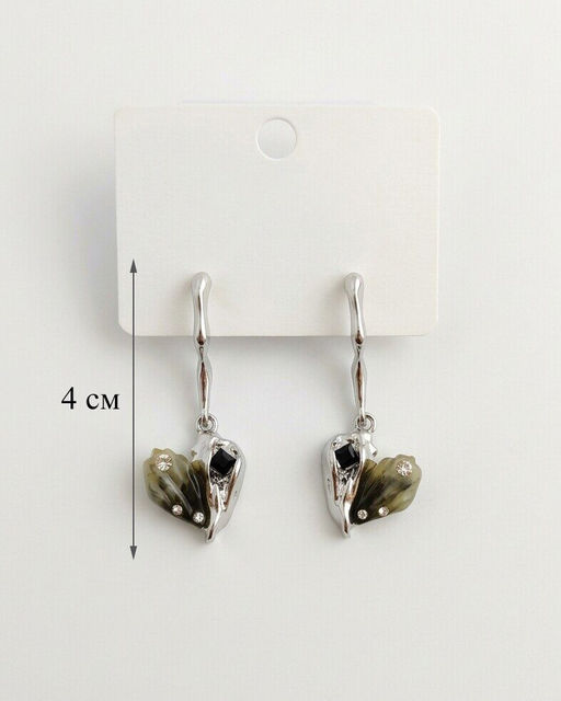 Стильные серьги