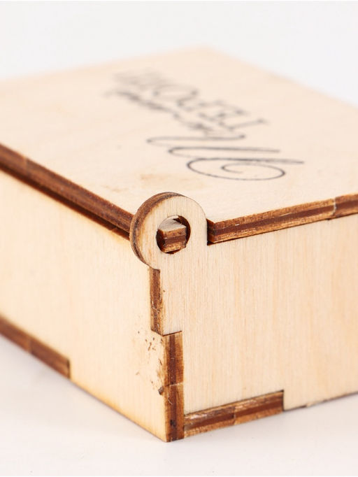 Цена за 3 шт. Коробка подарочная деревянная Ты - мой герой 8.5?6?3.5 см