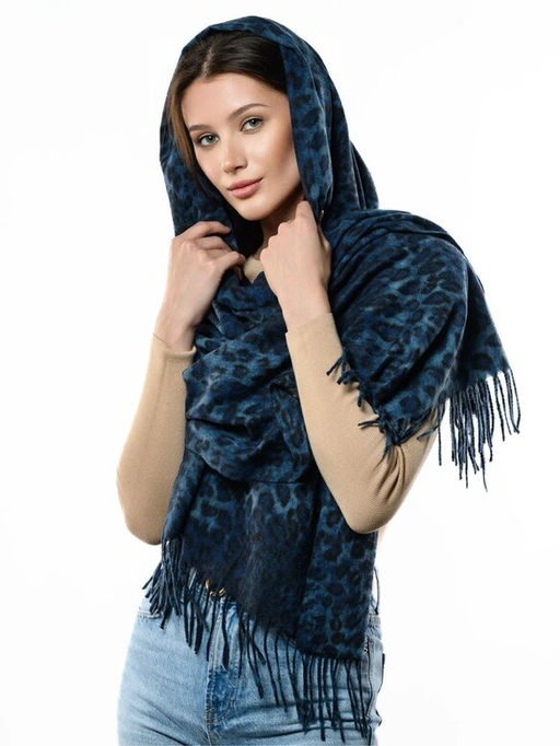 Яркий палантин с анималистичным принтом - Pretty mania фото 7