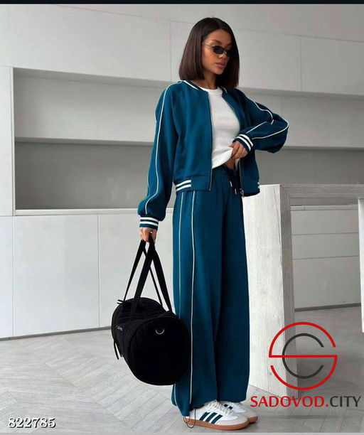 Костюм спортивный женский