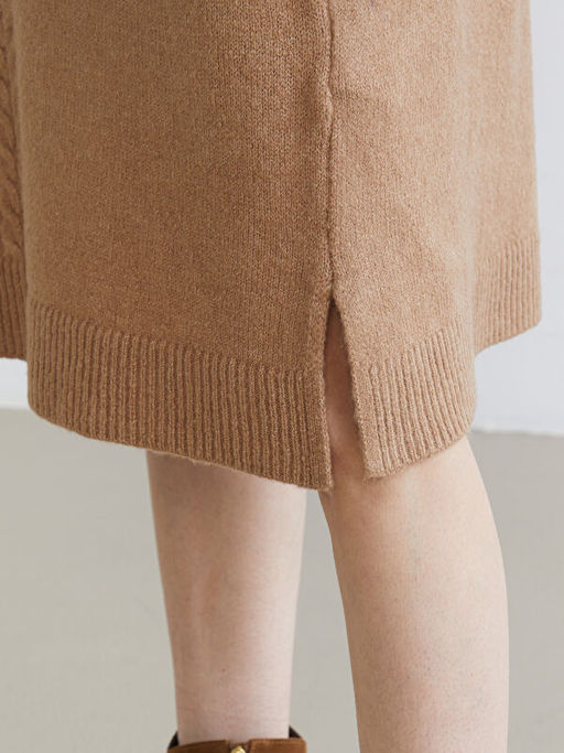 Bisiklet Yaka Kendinden Desenli Triko Elbise