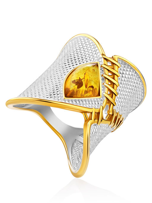 Яркое крупное кольцо с натуральным золотистым янтарём Пэчворк