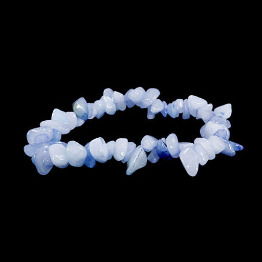 Браслет из камня Аквамарин оберегает и приумножает богатство