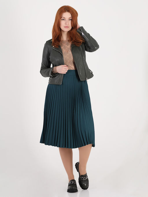 Темно-зеленая плиссированная юбка с поясом классическая