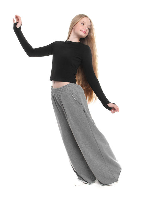 Лонгслив трикотажный спортивный с вырезом для пальца 22-7695 черный - Mini maxi фото 13