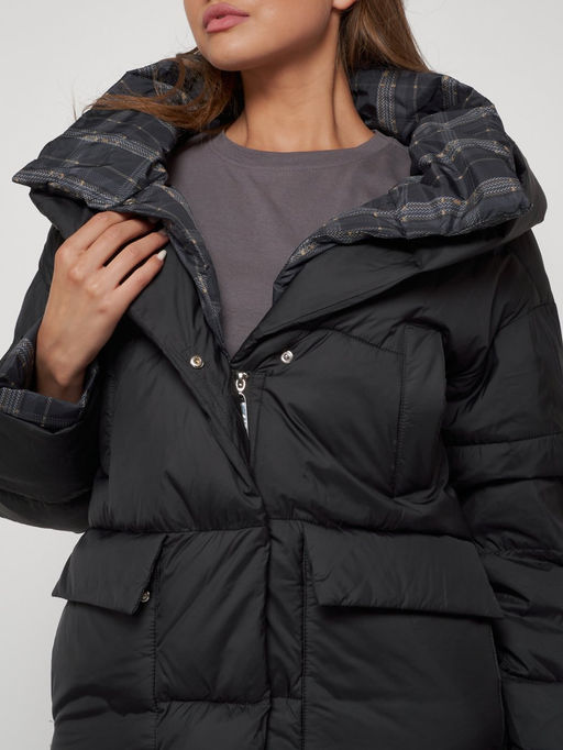 Зимняя женская куртка модная с капюшоном черного цвета 133105Ch