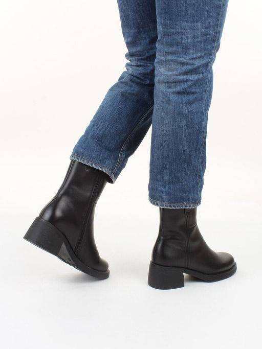 01-M43-5 BLACK Ботинки демисезонные женские (натуральная кожа, байка)