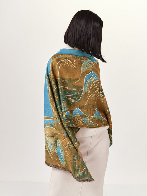 В составе ШЕРСТЬ и КАШЕМИР Большой, мягкий, теплый двусторонний палантин