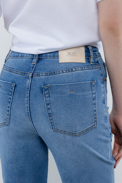 Светло-синие джинсы-клеш - Incity фото 3