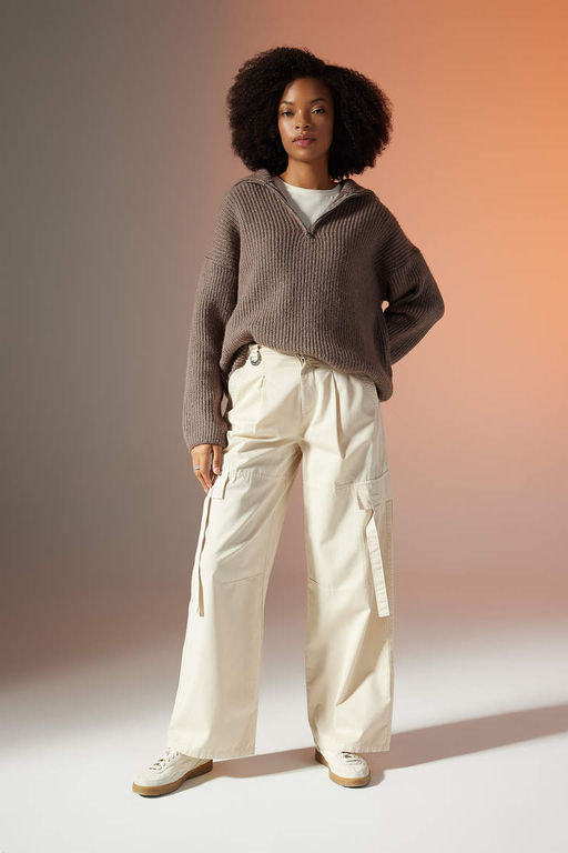 Габардиновые брюки стандартной длины с широкими карманами и высокой талией - Defacto фото 2