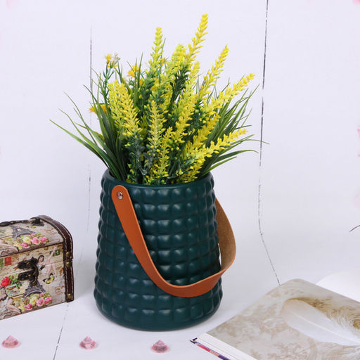 Цена за 2 шт. Ваза из пластика "Адель" 15,5*17,5см клетка, цвет зеленый