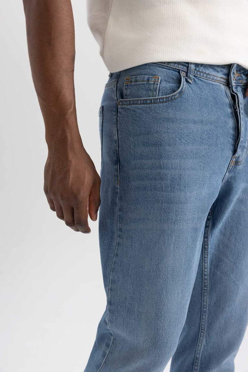 Узкие джинсовые брюки комфортного кроя с нормальной талией и узкими штанинами - Defacto фото 5