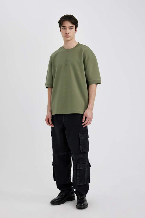 Loose Fit Bisiklet Yaka Bask?l? K?sa Kollu Ag?r Kumas Tisort - Defacto фото 4