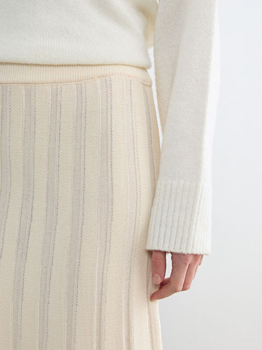 Beli Lastikli Triko Klo? Etek