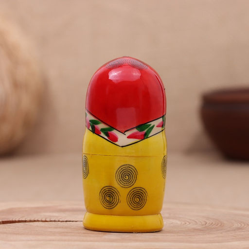 Матрёшка «Лада», красный платок, 5 кукольная, 12 см