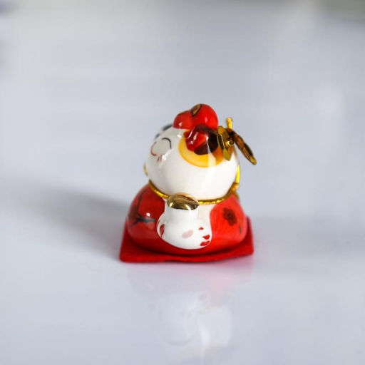 Сувенир керамика Манэки-нэко в головном уборе, на коврике набор 5 шт 4,2х5,2х3,5 см - Simaland фото 5