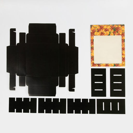 Цена за 5 шт. Коробка под 16 конфет с ячейками «Вкусный Новый год» 17.5×17.5×3.5 см