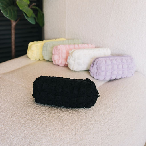 Косметичка на молнии женская, с подкладом, чёрная