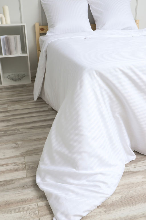 Простыня на резинке из страйп-сатина Комфорт