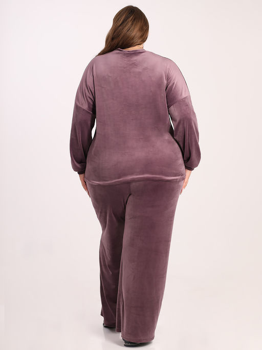Стильный костюм из велюра оверсайз - Almond фото 4