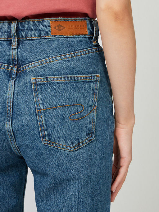 Женские джинсы WENDY мом / Lee Cooper