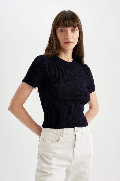 Укороченный свитер в рубчик с круглым вырезом - Defacto фото 5