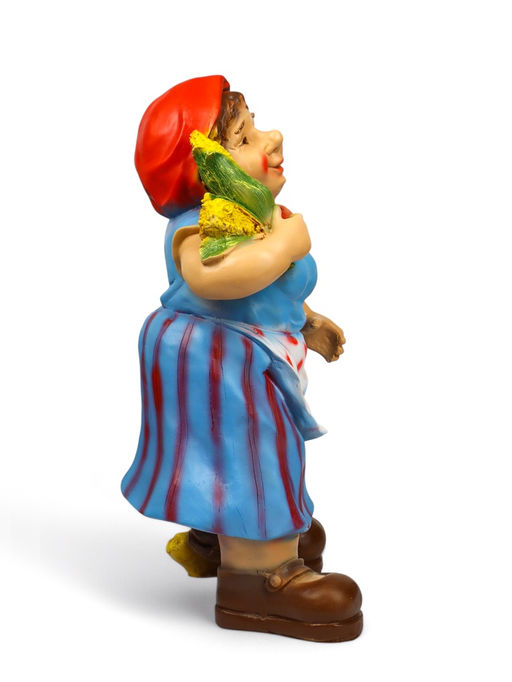 Садовая фигура из полистоуна «Дачница в платье», 55×25×30 см