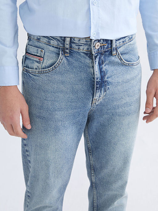 710 Loose Fit Erkek Jean Pantolon