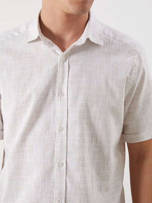 Slim Fit K?sa Kollu Desenli Erkek G?mlek