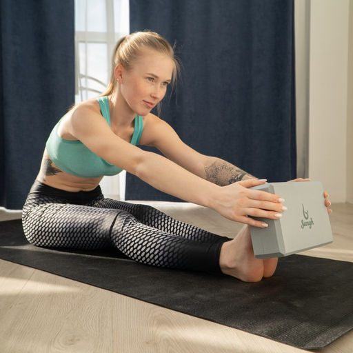 Блок для йоги Sangh, 23×15×8 см, серый