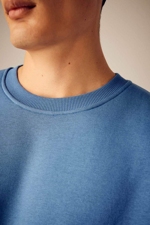Базовый свитшот Oversize с круглым вырезом - Defacto фото 4