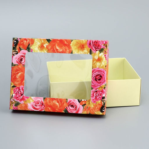 Цена за 2 шт. Коробка складная, крышка-дно, Цветочки, 16.5?12.5?5.2 см с окном