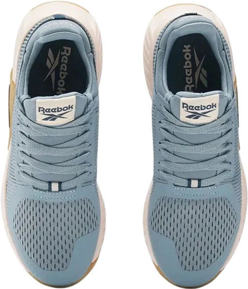 Кроссовки женские