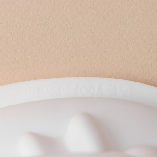 Форма для выпечки и муссовых десертов KONFINETTA Сердце с бантом, 19?17?6.5 см, силикон, белая