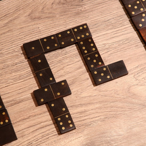 Игра настольная «Домино», в шкатулке, 22×8.5×6.5 см, манговое дерево