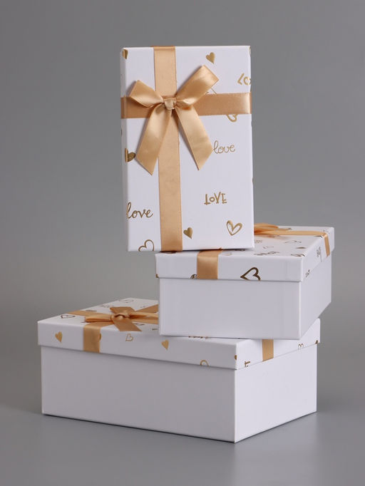Набор подарочных коробок 3 в 1, прямоугольные, белый с золотыми сердечками, 23×16×9.5; 21×14×8; 19×12×6.5 см
