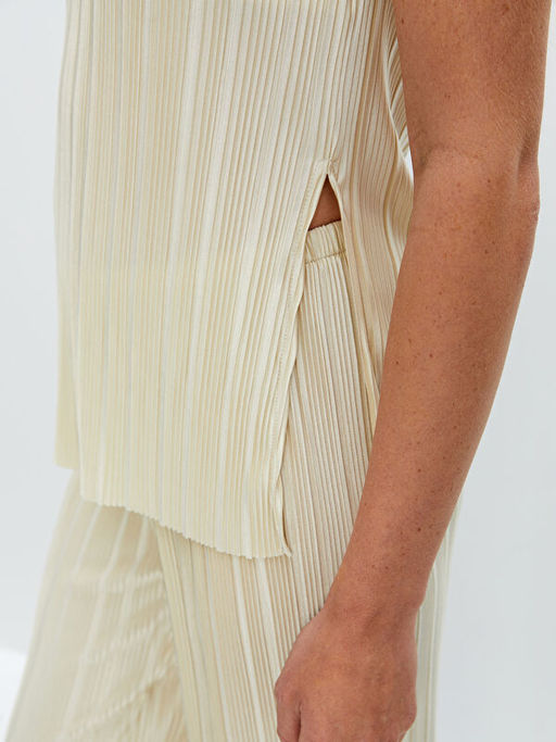 Bisiklet Yaka Dokulu Kad?n Bluz