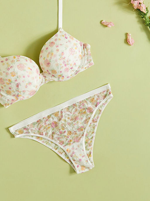 ?i?ekli Dantelli Brazilian K?lot