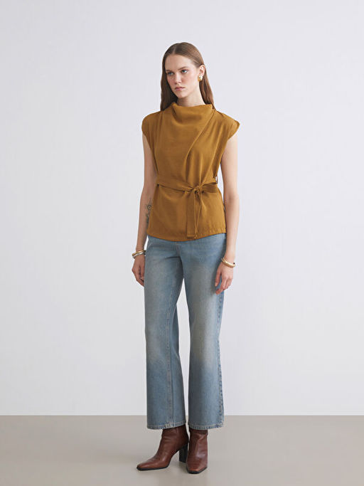 D?k?ml? Yaka B?zg?l? Bluz