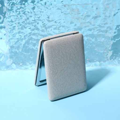 Зеркало складное «Блеск», 6.3×8.7×1.8 см, цвет серебристый