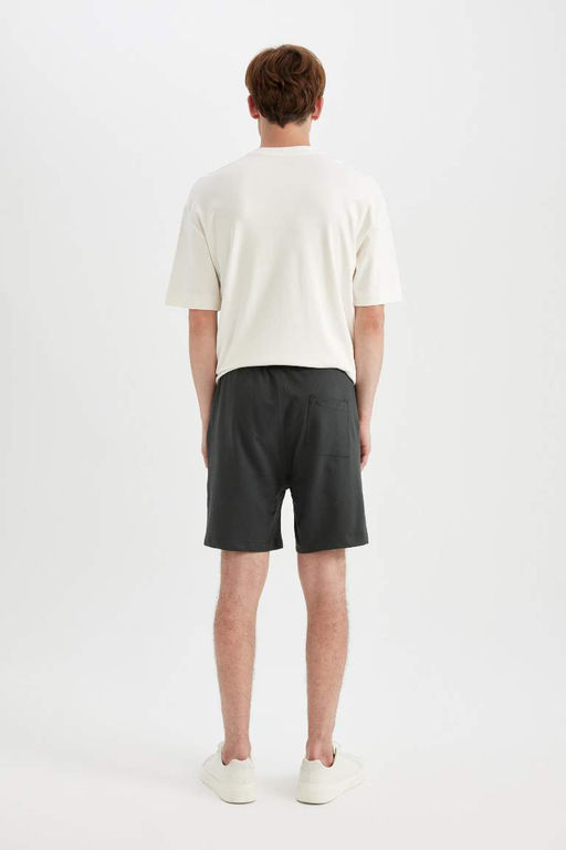 Шорты прямого кроя обычного кроя только с логотипом Marvel - Defacto фото 6