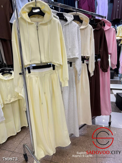 Женский спортивный костюм двойка - Bruno фото 8