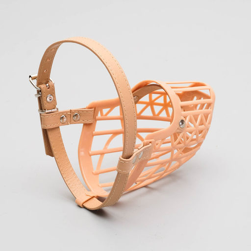 Намордник пластиковый №4 с ошейником из эко кожи ОМ 26 см ДН 9 см ОШ 43-57 см - Пижон фото 3