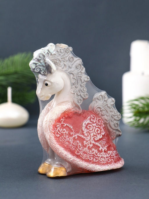 Свеча декоративная «Лошадка с попоной» 8.5×4×11 см, серебро