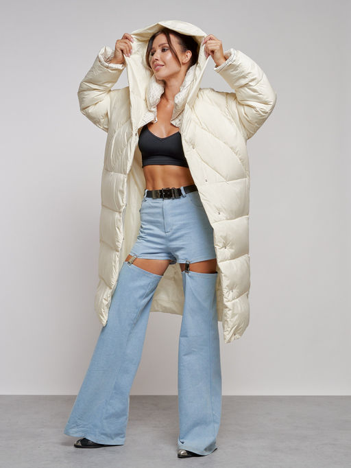 Пальто утепленное молодежное зимнее женское светло-бежевого цвета 52395SB - Holdluck фото 18