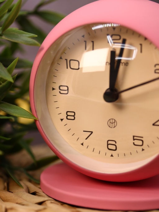 Часы-будильник Clock UFO, pink (12х10,1 см)