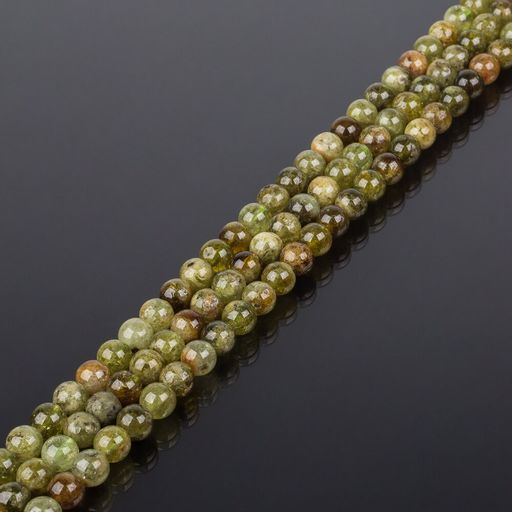 Бусины для украшений из Гроссуляра Граната зеленого (65 бусин)