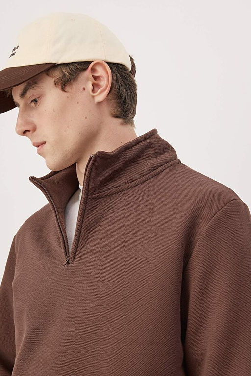 Kahverengi Regular/Normal Kesim Dik Yaka __i _ardonlu Dokulu Sweatshirt TMNAW26SW00057 - Trendyolmilla фото 2