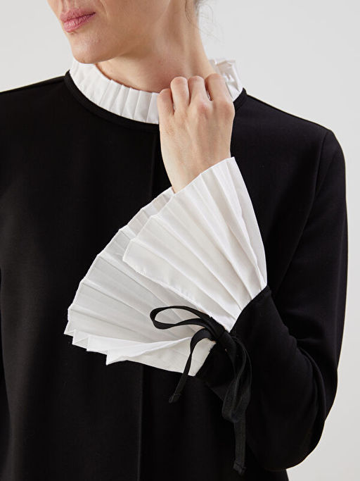 Pileli Kontrast Detayl? Kad?n Tunik